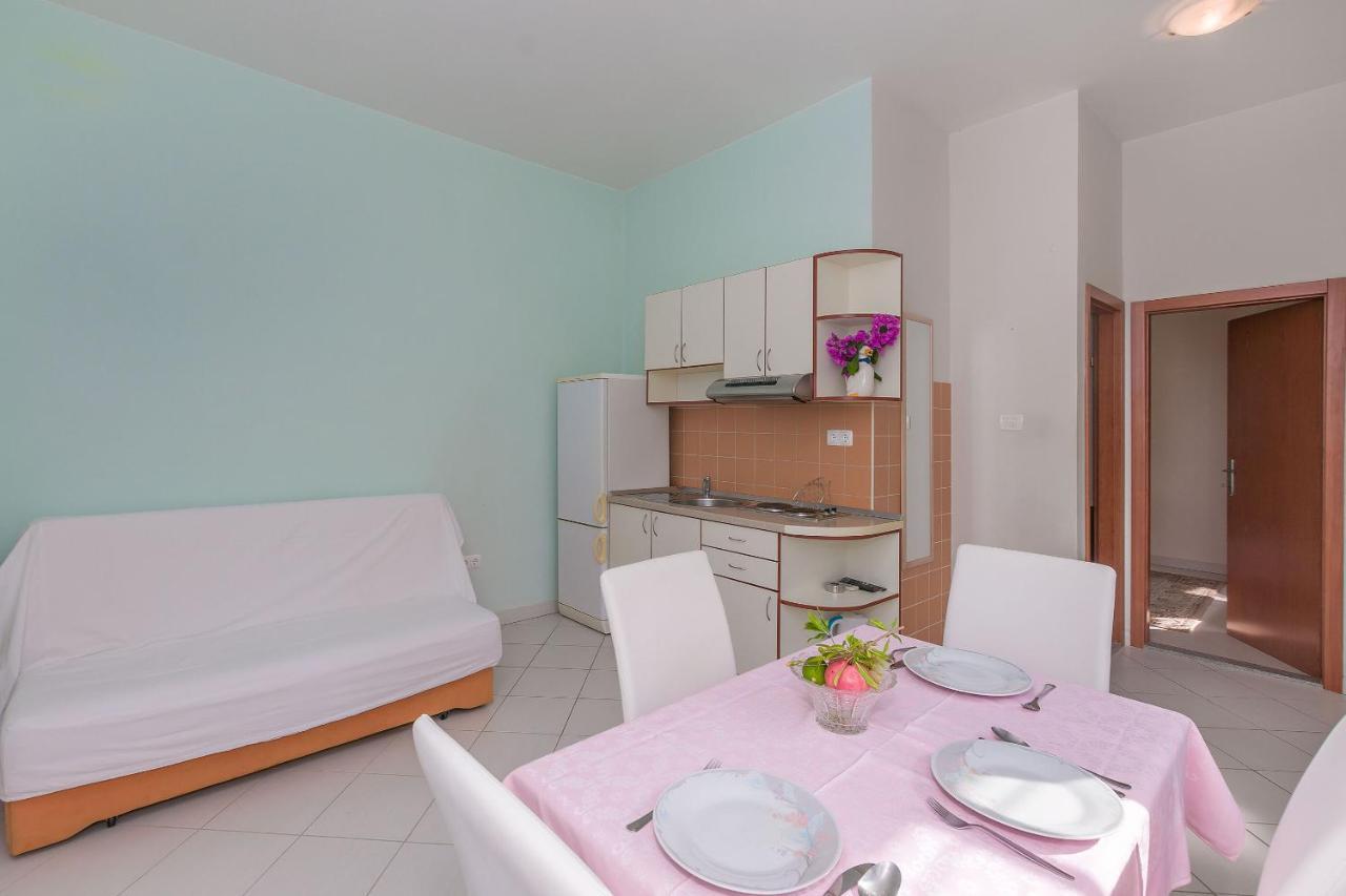 Apartments Marija Duće Екстериор снимка