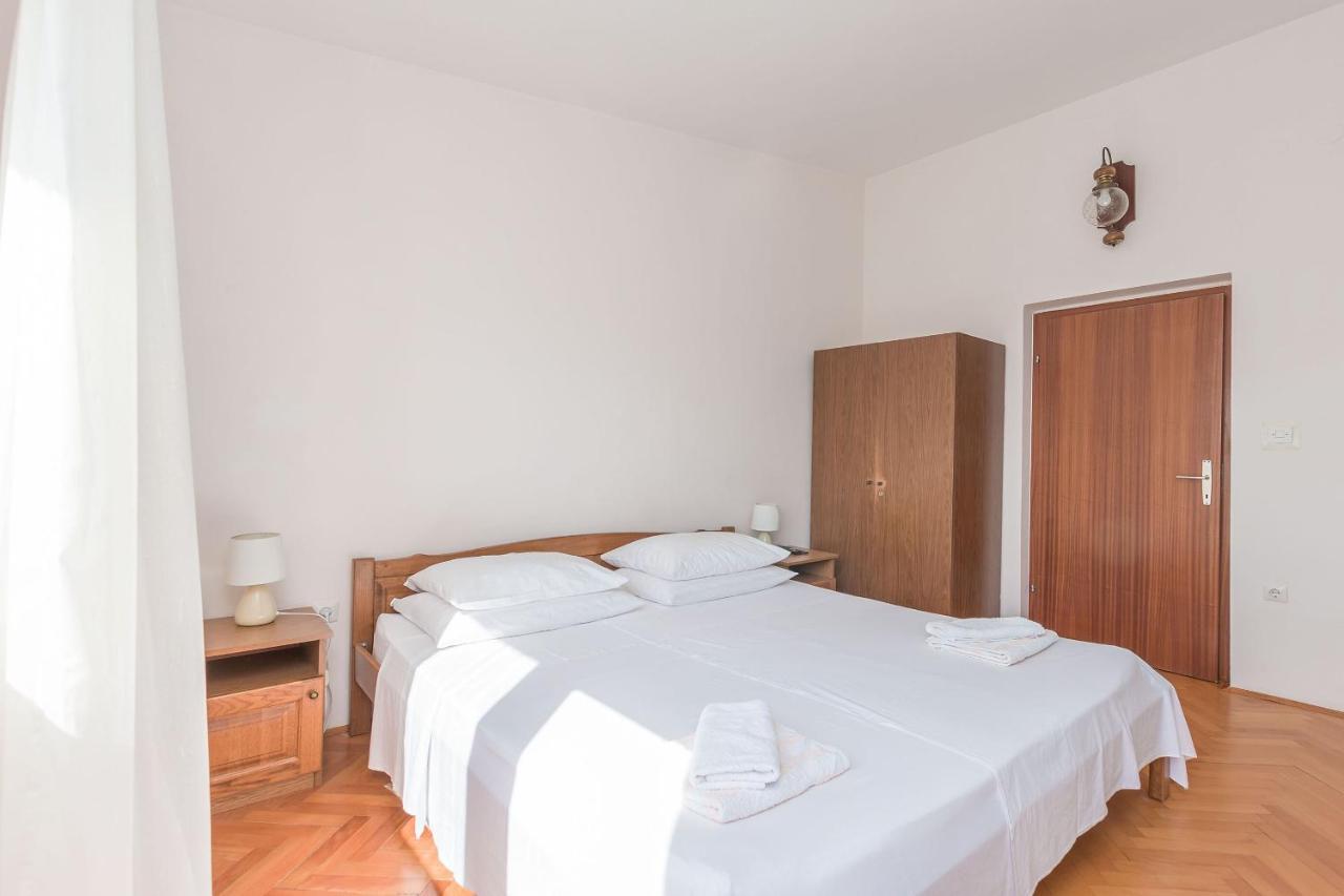 Apartments Marija Duće Екстериор снимка